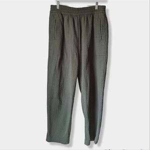 Madewell quilted pull on crop pants with pockets women's sz M army green